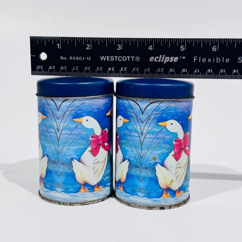 Vintage JSNY Tin Salt & Pepper Shakers w/Handles Country‎ Geese Winter Scene EUC